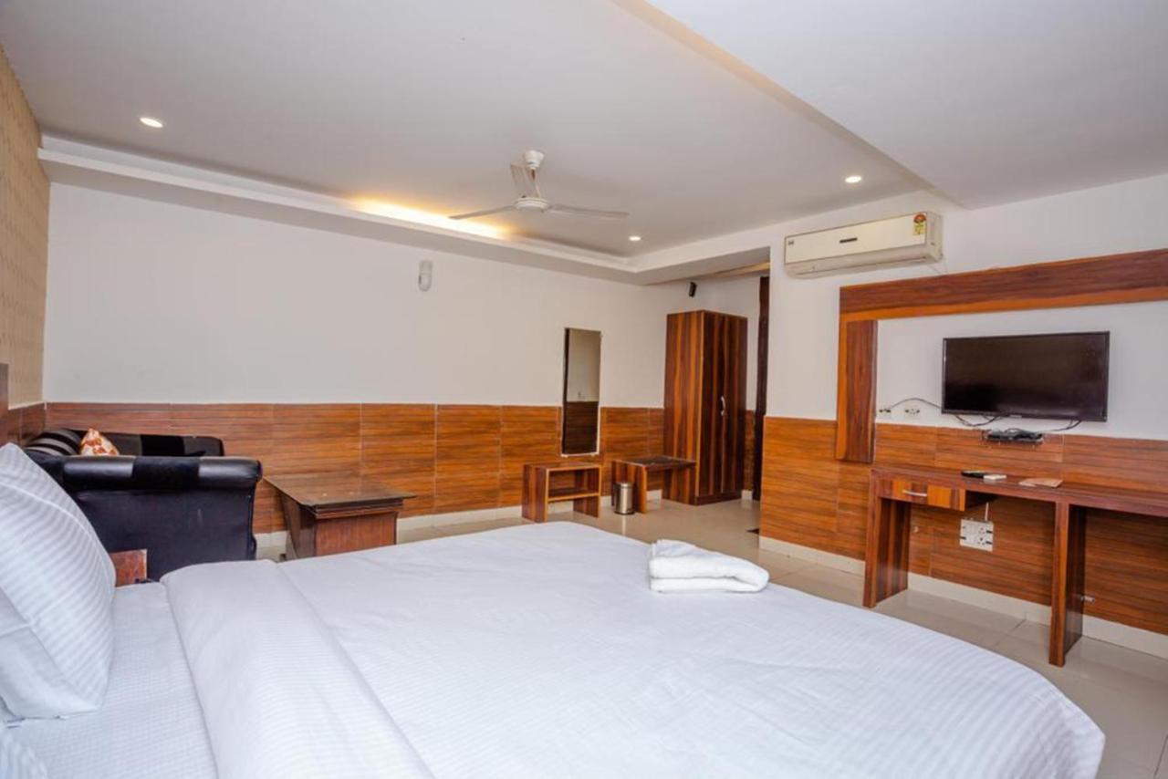 Hotel Doon Dehradun Bagian luar foto