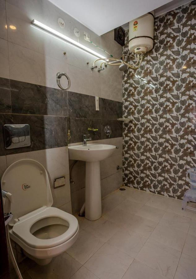 Hotel Doon Dehradun Bagian luar foto